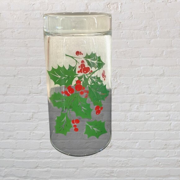 EGGNOG GLASSES -- Set of 4, Decorated with Holly and Holly Berries - Picture 3 of 3